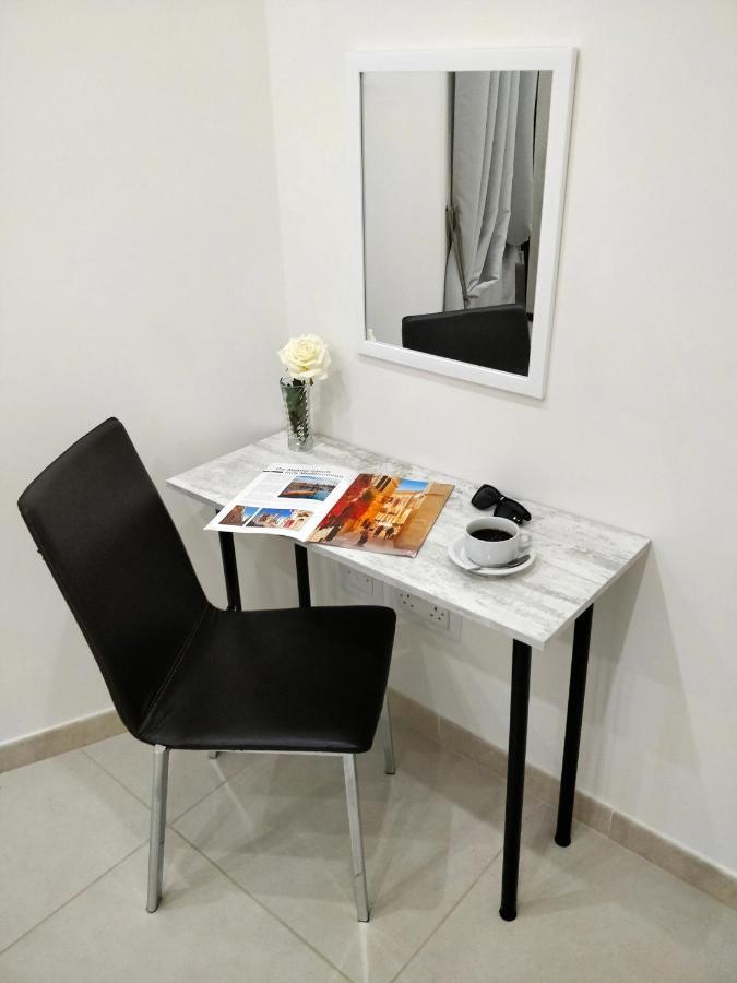Central Rooms - Near Valletta & Sliema - Best Bus Lines Hamrun المظهر الخارجي الصورة